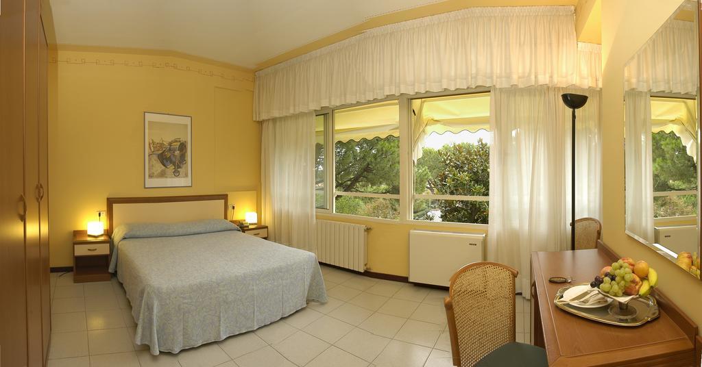 Hotel Le Ginestre Lido di Camaiore Eksteriør bilde