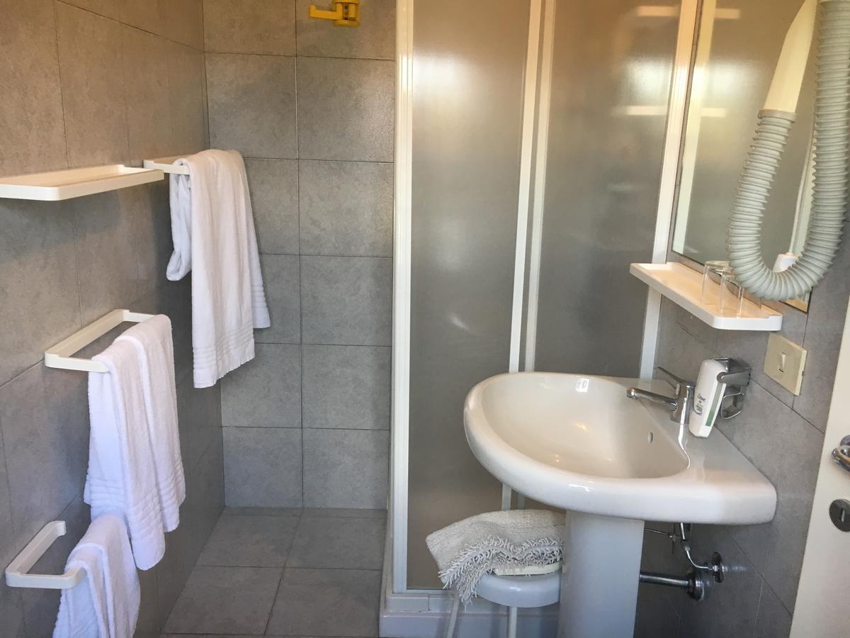 Hotel Le Ginestre Lido di Camaiore Eksteriør bilde