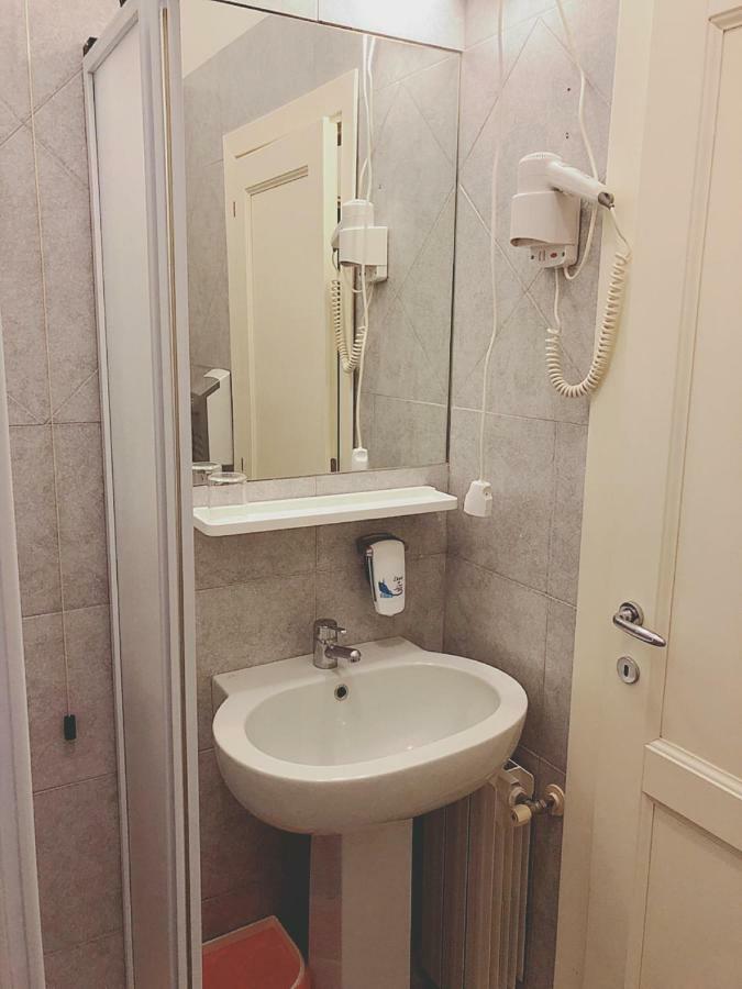 Hotel Le Ginestre Lido di Camaiore Eksteriør bilde